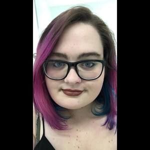 Meet your Posher, Lori